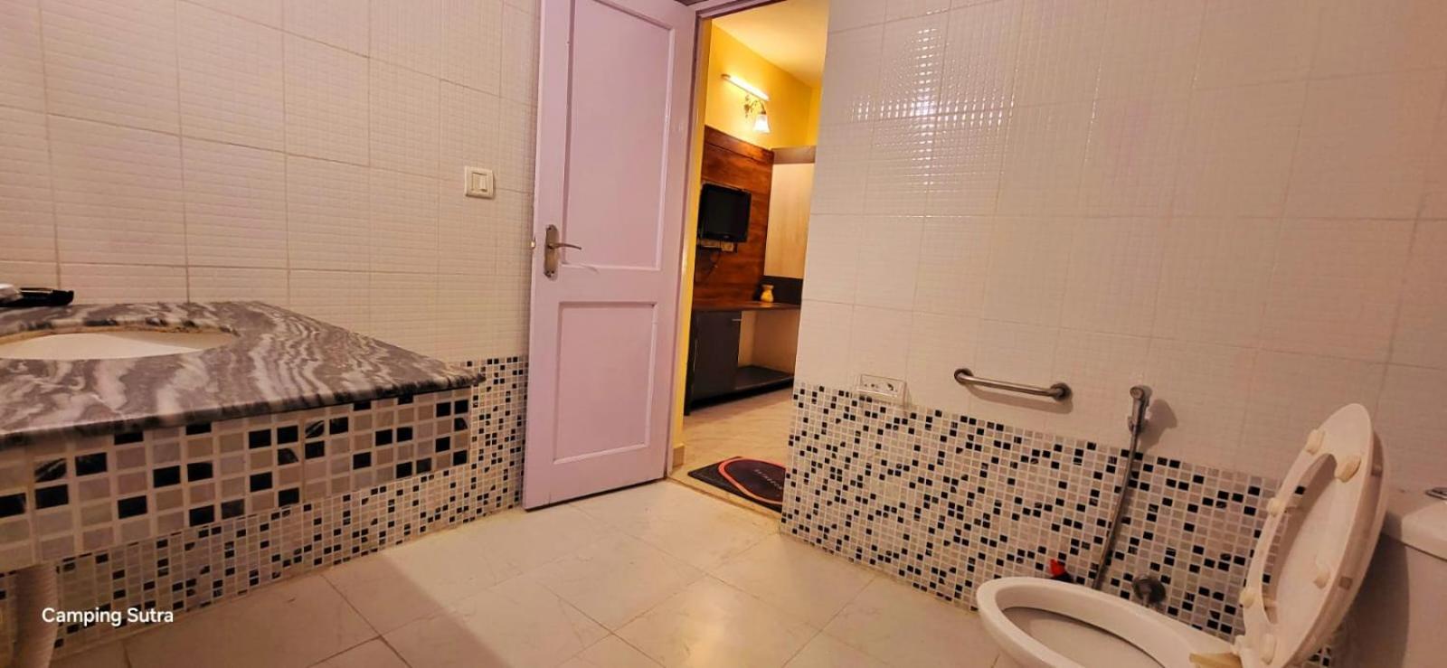 Hotel The Club Nine Mukteshwar Zewnętrze zdjęcie